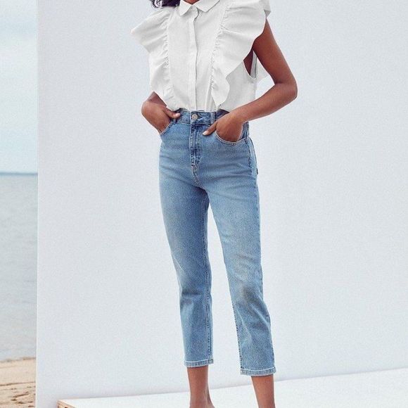 BDG Denim - BDG High-Waisted Women's Girlfriend Jean Light Wash Size 31